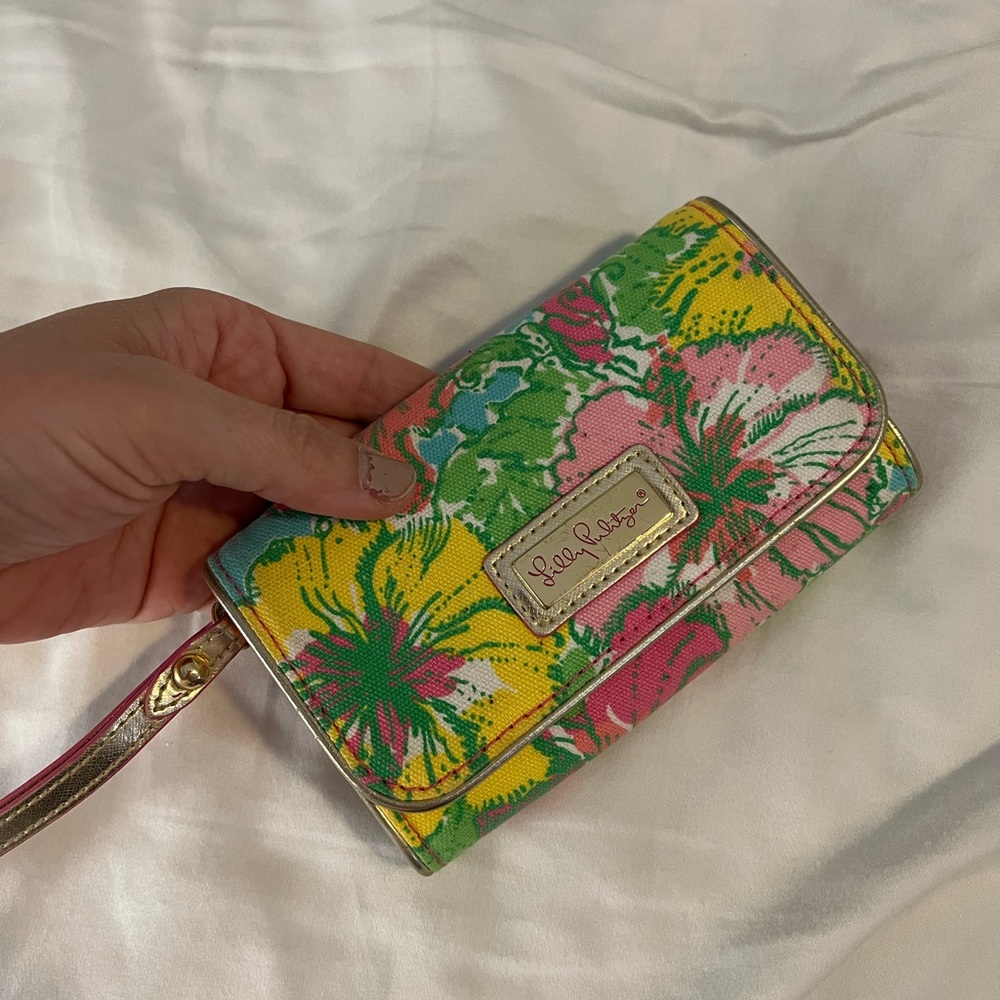 Lilly Pulitzer wristlet